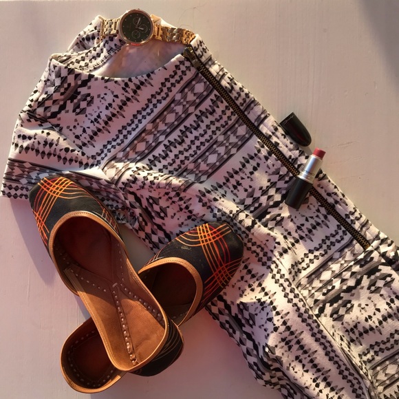 Virsa Fashion Monochrome Shoes - Picture 1 of 7